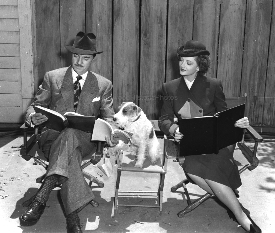Myrna Loy 1934 The Thin Man with  William Powell and the dog Asta wm.jpg